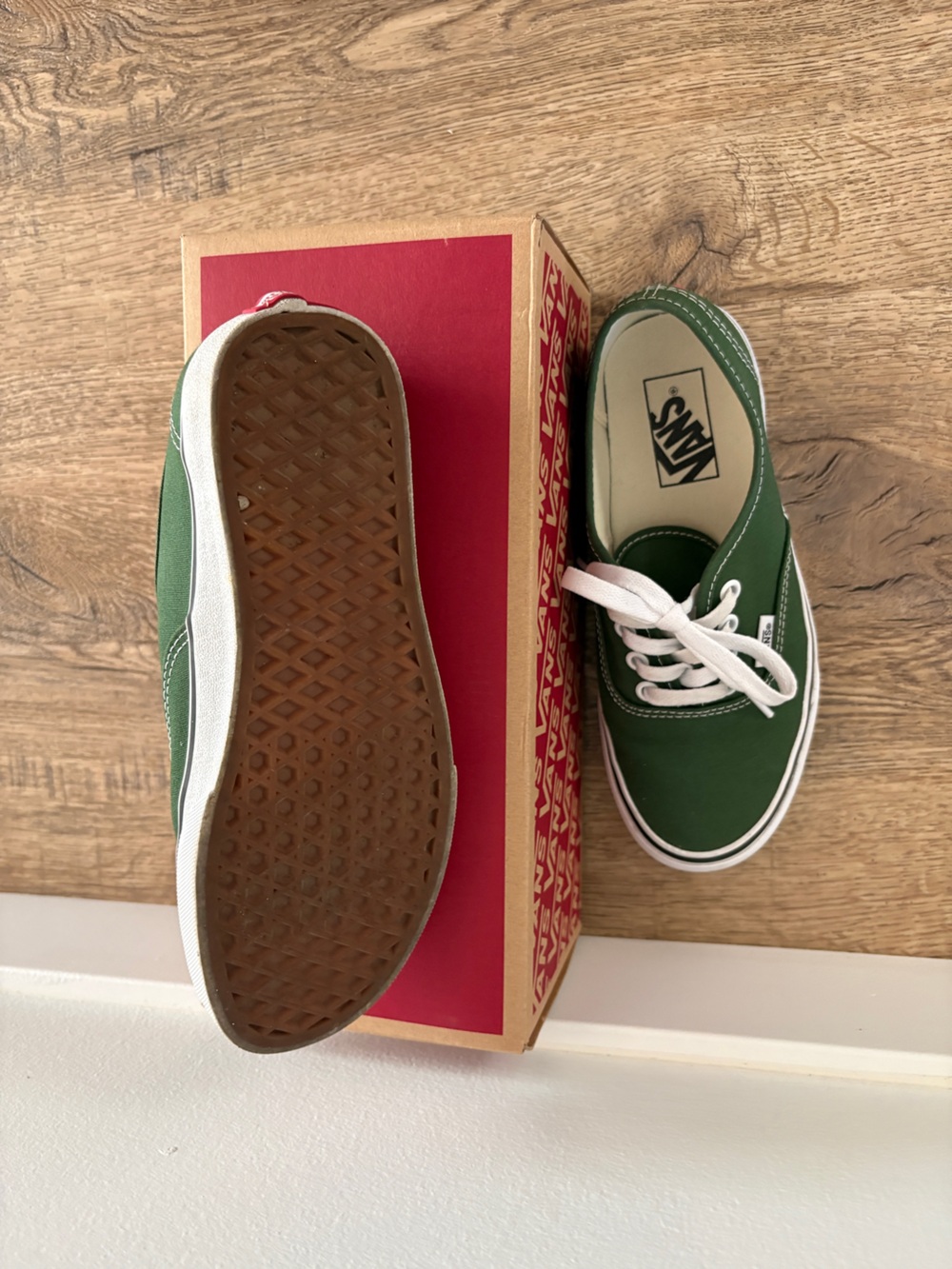 Vans 5.5/7 Green Canvas Shoes - Picture 6 of 7